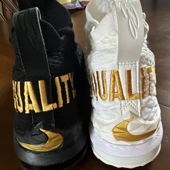 LEBRON EQUALITY BLACK WHITE CUSTOM MADE FROM THE LEBROM 15 MEN SZ 10 - Picture 2 of 15
